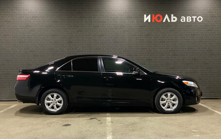 Toyota Camry, 2011 год, 1 550 000 рублей, 4 фотография