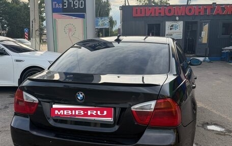 BMW 3 серия, 2006 год, 550 000 рублей, 2 фотография