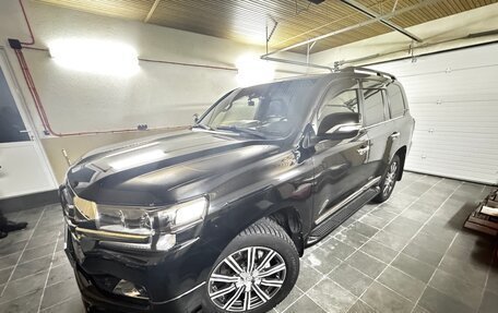Toyota Land Cruiser 200, 2018 год, 5 500 000 рублей, 9 фотография
