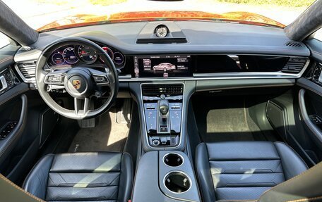 Porsche Panamera II рестайлинг, 2021 год, 9 850 000 рублей, 10 фотография