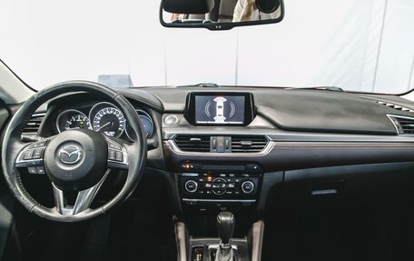Mazda 6, 2016 год, 2 490 000 рублей, 18 фотография