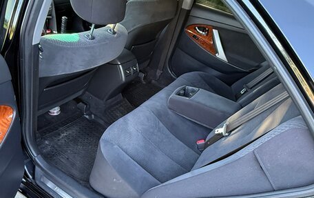 Toyota Camry, 2011 год, 1 300 000 рублей, 8 фотография