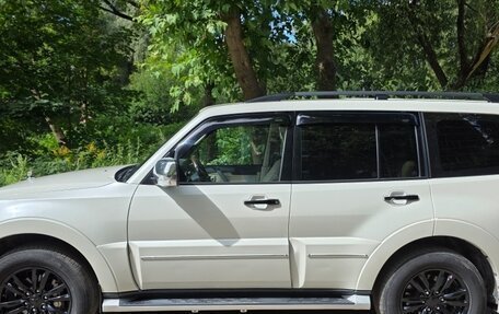 Mitsubishi Pajero IV, 2019 год, 3 750 000 рублей, 2 фотография