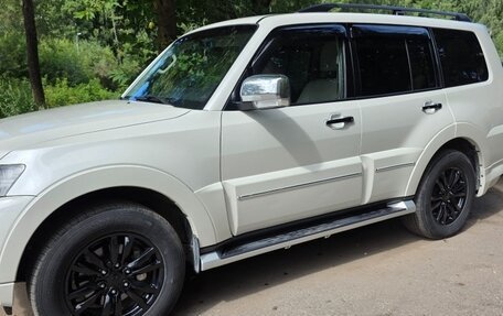 Mitsubishi Pajero IV, 2019 год, 3 750 000 рублей, 4 фотография