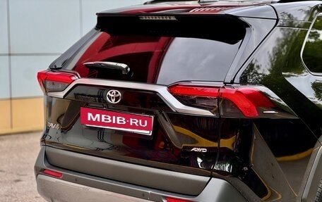 Toyota RAV4, 2020 год, 2 850 000 рублей, 3 фотография