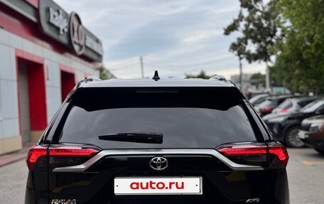 Toyota RAV4, 2020 год, 2 850 000 рублей, 9 фотография