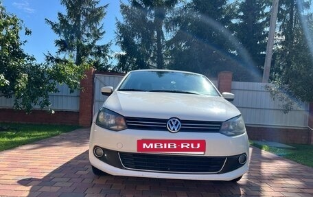 Volkswagen Polo VI (EU Market), 2013 год, 775 000 рублей, 3 фотография
