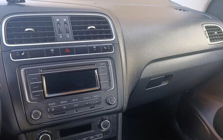Volkswagen Polo VI (EU Market), 2013 год, 775 000 рублей, 23 фотография