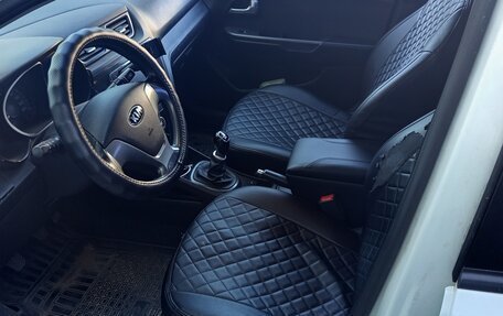 KIA Rio III рестайлинг, 2015 год, 750 000 рублей, 7 фотография