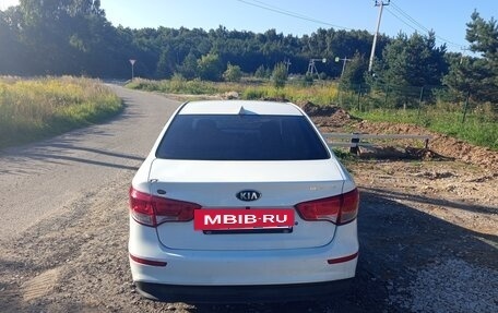 KIA Rio III рестайлинг, 2015 год, 750 000 рублей, 6 фотография