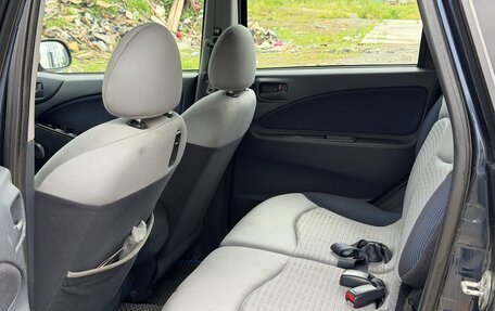 Mitsubishi Colt VI рестайлинг, 2003 год, 245 000 рублей, 9 фотография