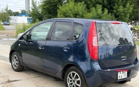 Mitsubishi Colt VI рестайлинг, 2003 год, 245 000 рублей, 3 фотография