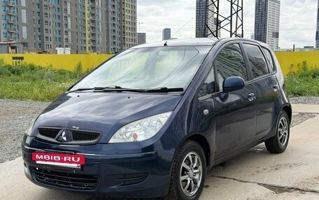 Mitsubishi Colt VI рестайлинг, 2003 год, 245 000 рублей, 4 фотография