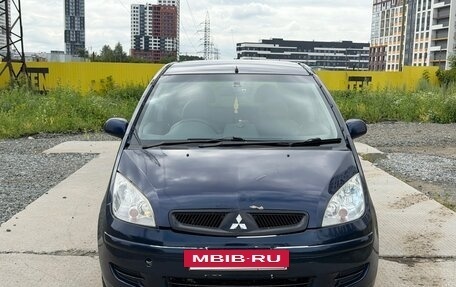 Mitsubishi Colt VI рестайлинг, 2003 год, 245 000 рублей, 5 фотография