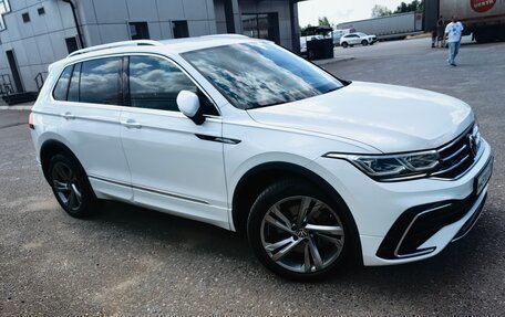 Volkswagen Tiguan II, 2021 год, 3 649 000 рублей, 4 фотография