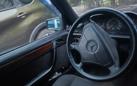 Mercedes-Benz E-Класс, 1995 год, 250 000 рублей, 11 фотография
