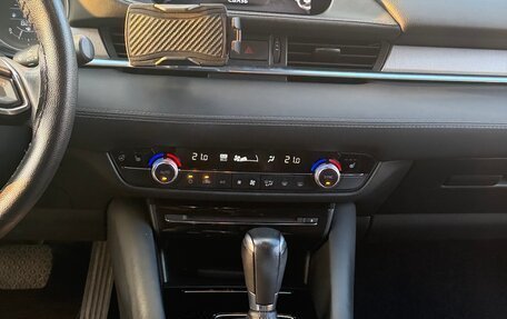 Mazda 6, 2019 год, 2 500 000 рублей, 19 фотография