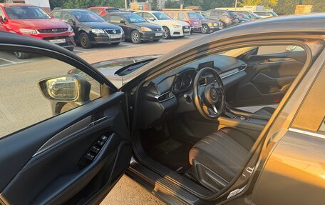 Mazda 6, 2019 год, 2 500 000 рублей, 22 фотография
