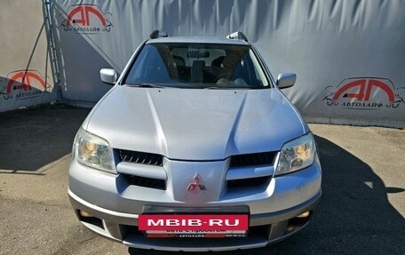 Mitsubishi Outlander III рестайлинг 3, 2005 год, 635 000 рублей, 5 фотография