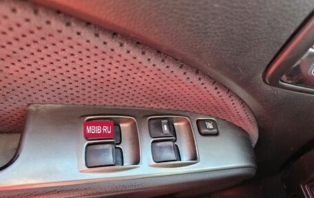 Mitsubishi Outlander III рестайлинг 3, 2005 год, 635 000 рублей, 15 фотография