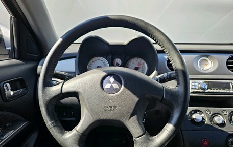 Mitsubishi Outlander III рестайлинг 3, 2005 год, 635 000 рублей, 17 фотография