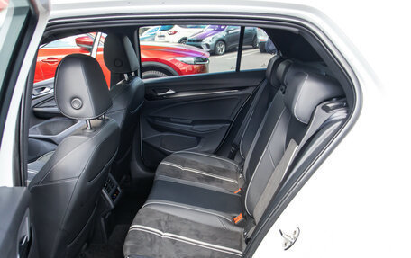 Volkswagen Golf VIII, 2022 год, 2 488 000 рублей, 9 фотография