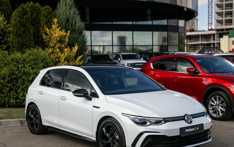 Volkswagen Golf VIII, 2022 год, 2 488 000 рублей, 2 фотография