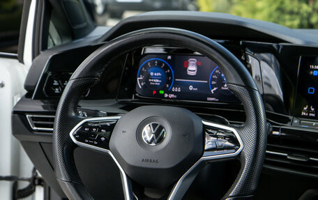 Volkswagen Golf VIII, 2022 год, 2 488 000 рублей, 13 фотография