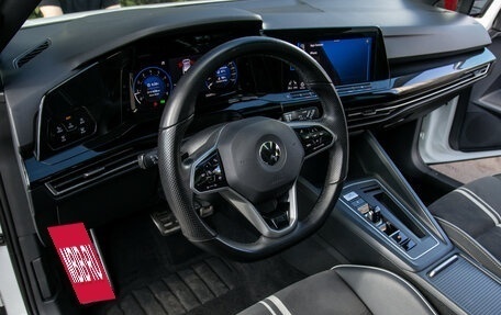 Volkswagen Golf VIII, 2022 год, 2 488 000 рублей, 16 фотография