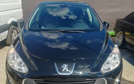 Peugeot 308 II, 2012 год, 800 000 рублей, 2 фотография