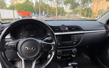 KIA Rio IV, 2017 год, 1 050 000 рублей, 6 фотография