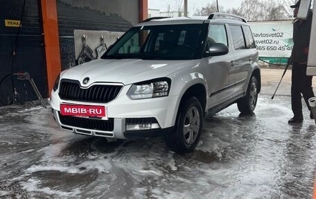 Skoda Yeti I рестайлинг, 2015 год, 1 150 000 рублей, 1 фотография