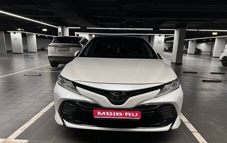 Toyota Camry, 2018 год, 2 500 000 рублей, 1 фотография