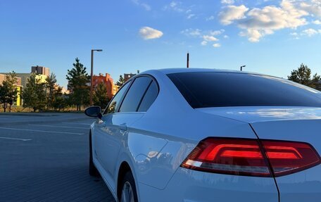 Volkswagen Passat B8 рестайлинг, 2016 год, 1 800 000 рублей, 7 фотография