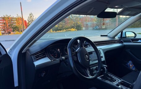 Volkswagen Passat B8 рестайлинг, 2016 год, 1 800 000 рублей, 10 фотография