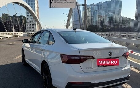 Volkswagen Jetta VII, 2022 год, 1 900 000 рублей, 4 фотография