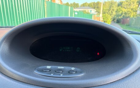 Toyota Vitz, 2001 год, 280 000 рублей, 8 фотография