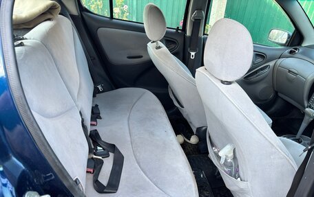Toyota Vitz, 2001 год, 280 000 рублей, 9 фотография