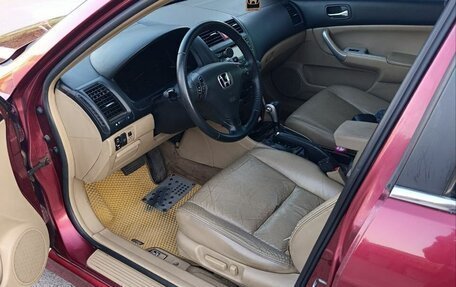 Honda Accord VII рестайлинг, 2004 год, 850 000 рублей, 12 фотография