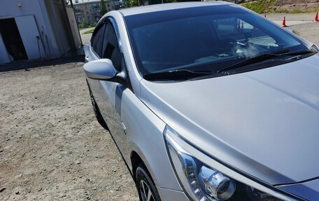 Hyundai Solaris II рестайлинг, 2013 год, 1 130 000 рублей, 3 фотография