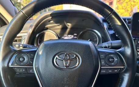 Toyota Camry, 2018 год, 2 500 000 рублей, 8 фотография