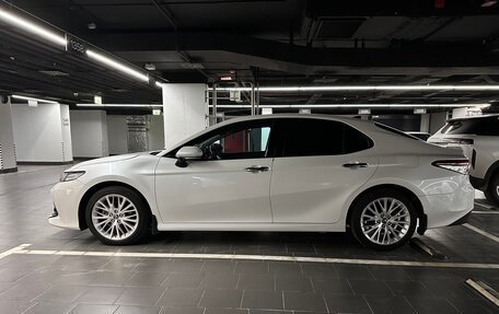 Toyota Camry, 2018 год, 2 500 000 рублей, 3 фотография