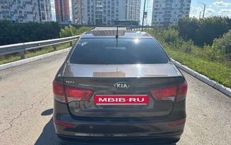 KIA Rio III рестайлинг, 2015 год, 1 050 000 рублей, 5 фотография