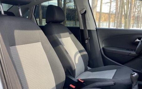 Volkswagen Polo VI (EU Market), 2014 год, 850 000 рублей, 16 фотография