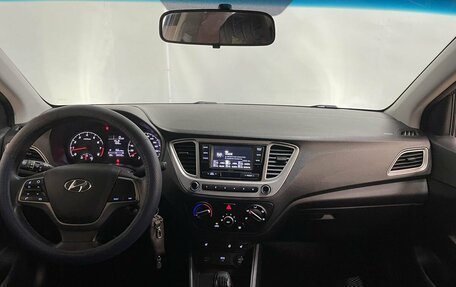 Hyundai Solaris II рестайлинг, 2021 год, 1 780 000 рублей, 11 фотография