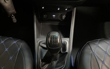 Hyundai Solaris II рестайлинг, 2021 год, 1 780 000 рублей, 14 фотография