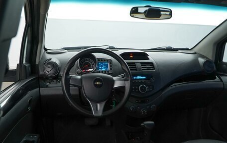 Chevrolet Spark III, 2013 год, 610 000 рублей, 6 фотография