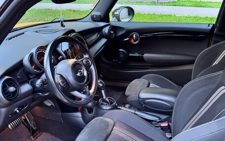 MINI Hatch, 2016 год, 2 400 000 рублей, 13 фотография