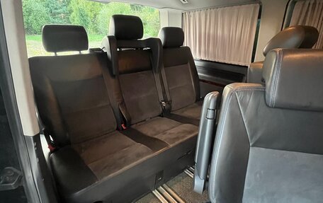 Volkswagen Multivan T5, 2012 год, 2 100 000 рублей, 5 фотография