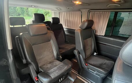Volkswagen Multivan T5, 2012 год, 2 100 000 рублей, 4 фотография